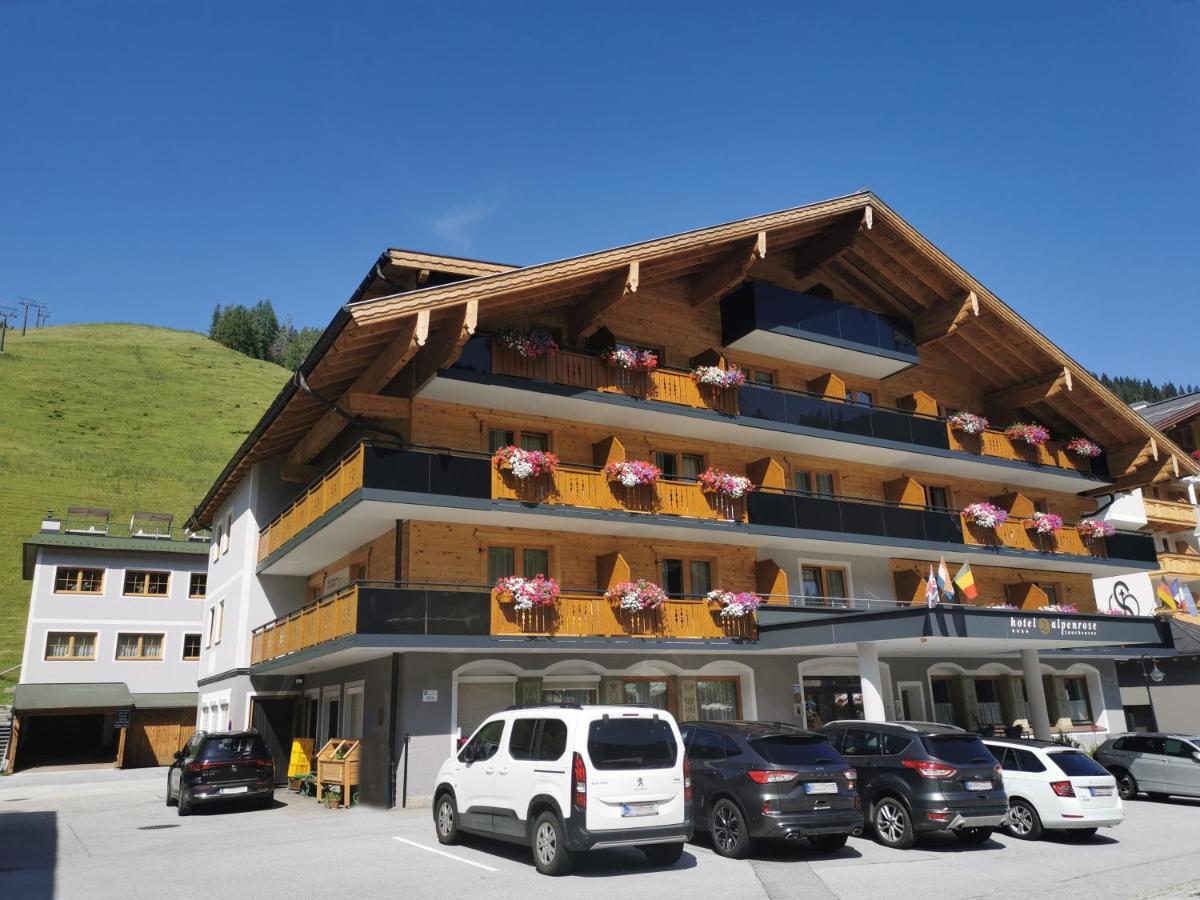 Hotel Alpenrose Zauchensee Exterior photo