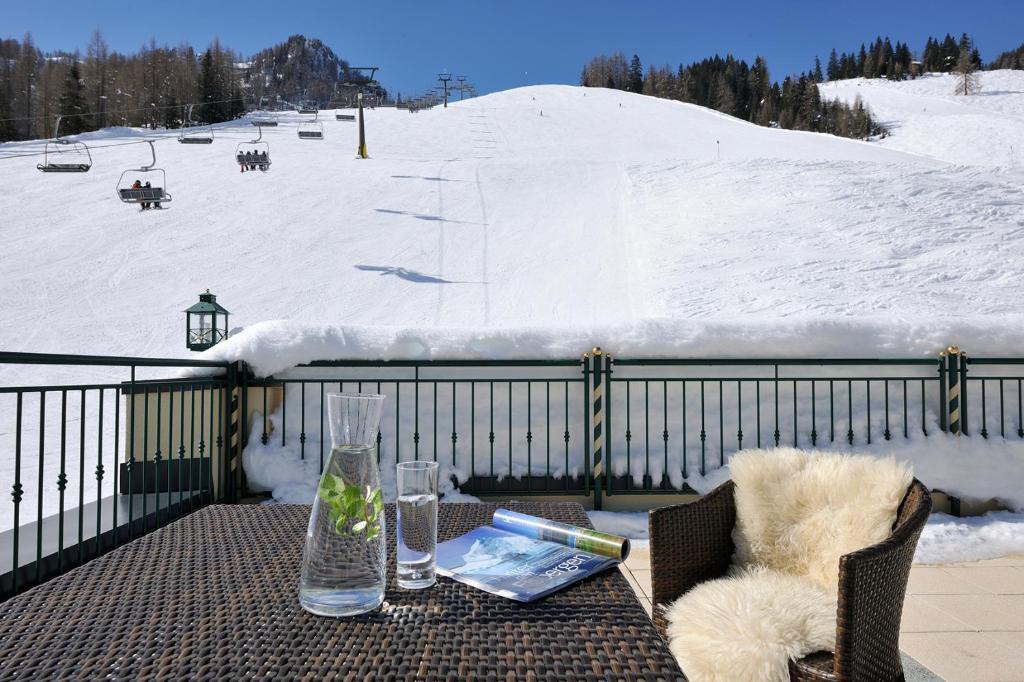 Hotel Alpenrose Zauchensee Exterior photo
